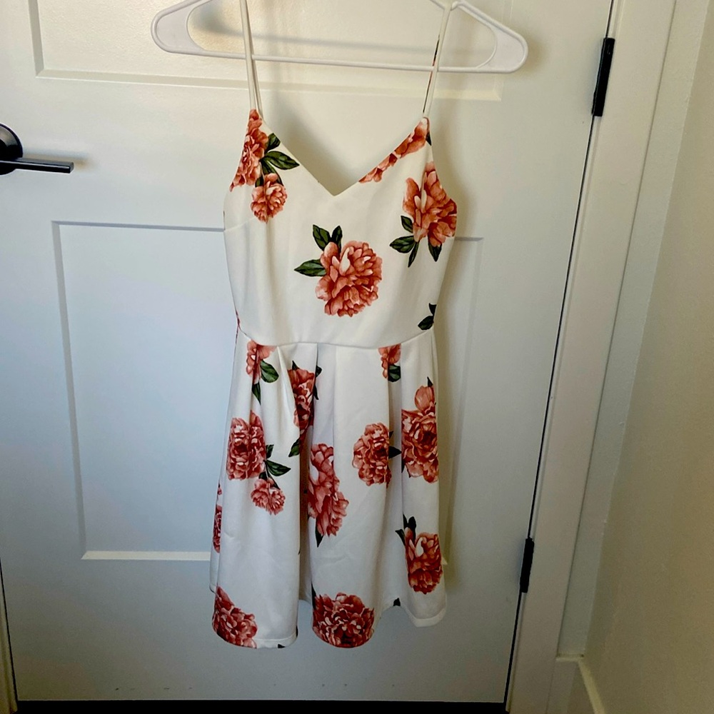White/Pink Flower Dress (S)